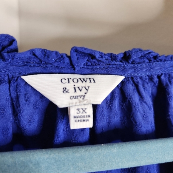 Crown & Ivy top womens 3X Royal Blue textured ruffle sleeve v-neck long sleeve - Picture 3 of 5
